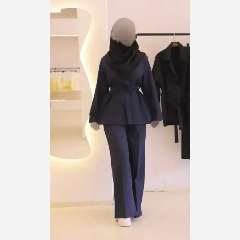 کت شلوار زنانه دیپلمات پرشیا مدل خوشه رنگ بندی مشکی سرمه ای طوسی سایز 1 و 2 - تصویر 3